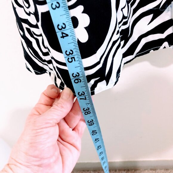 Women's Amanda Smith Sleeveless Black & White Back Zipper V-Neck Size 6 - Picture 11 of 15